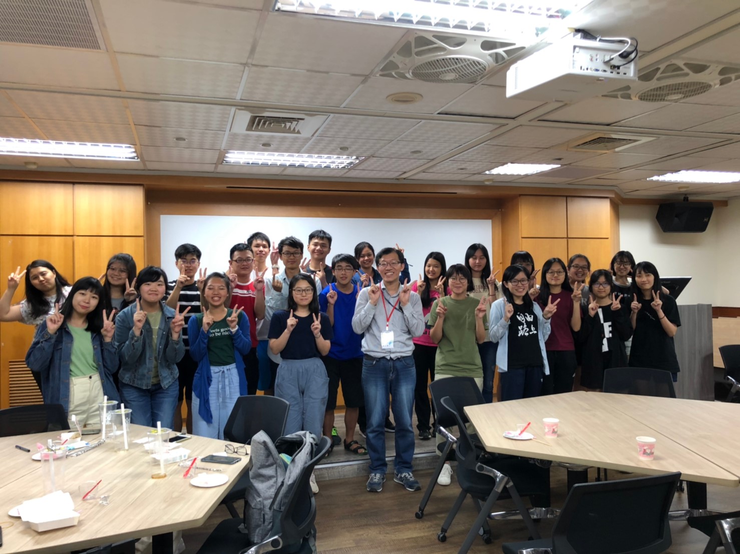 新生營學系時間，共34張圖片
